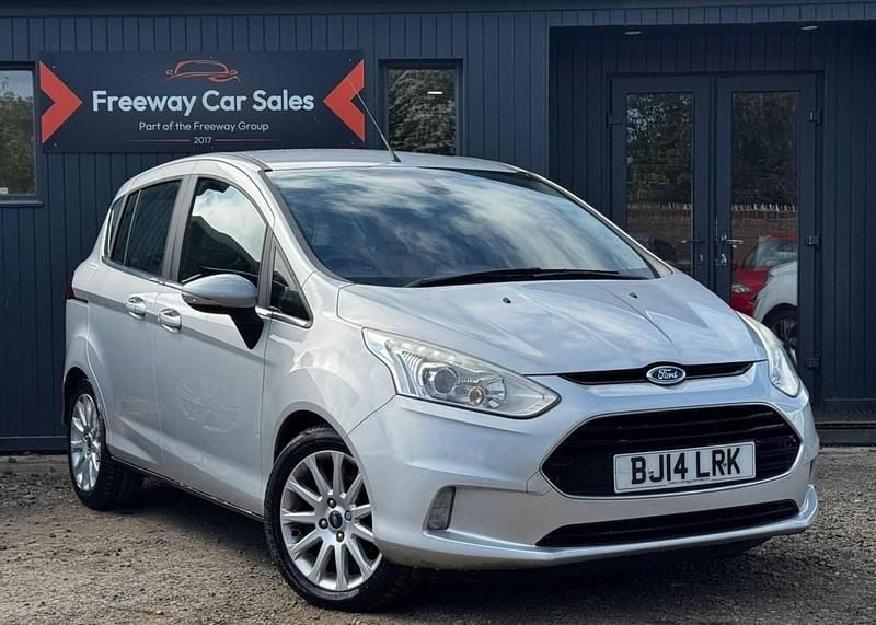 Begagnad Ford B-MAX Titanium 100 HK (73 kW) 2014 Silver Minibuss
