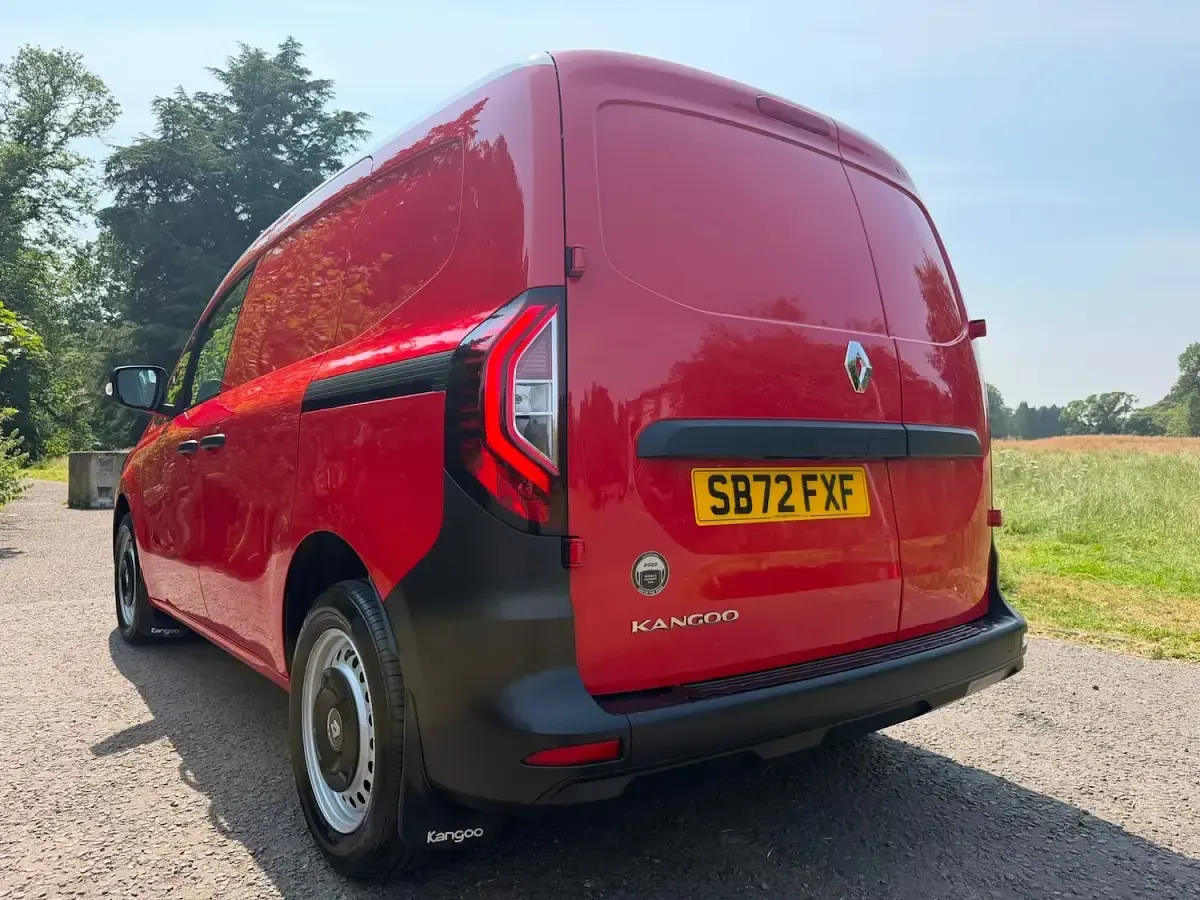 Used Renault Kangoo 2023 Red MPV