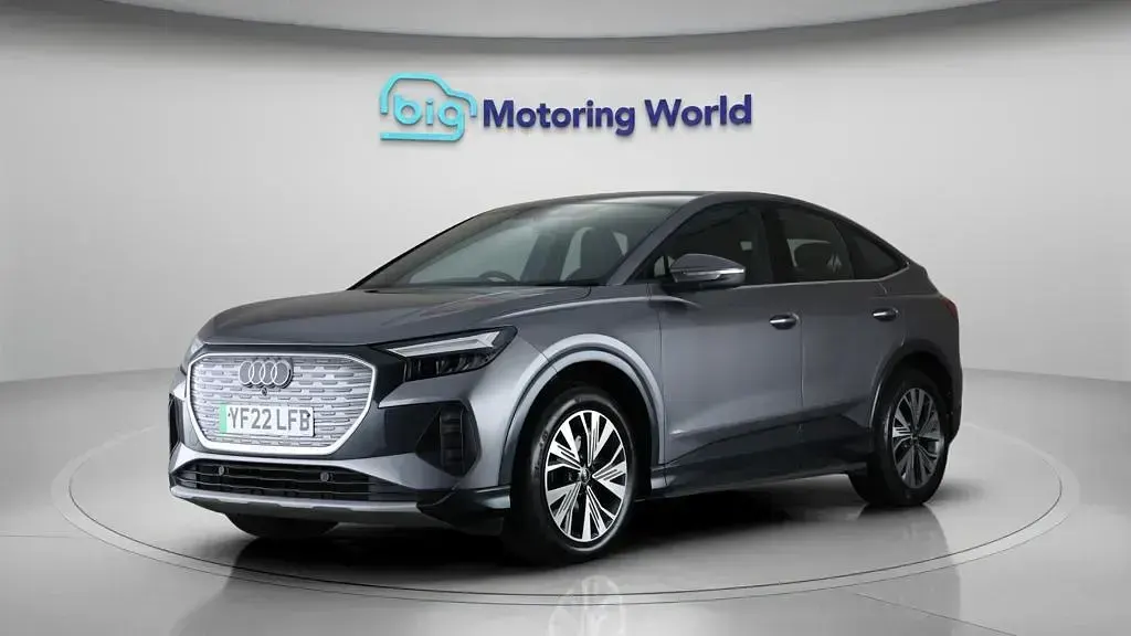Used Audi Q4 Sportback e-tron Sport 125 kW (170 HP) 2022 Grey SUV