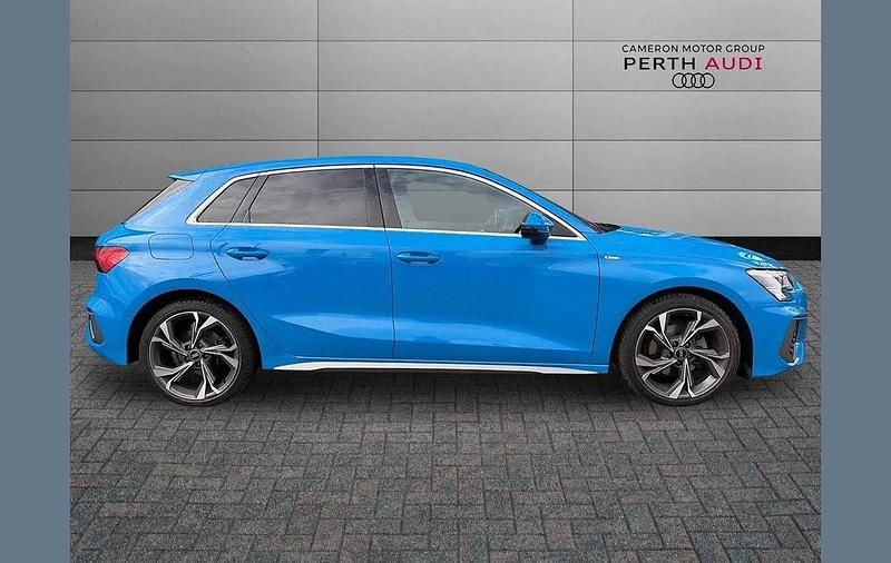 Used Audi A3 S-Line 148 HP (108 kW) 2023 Blue Sedan