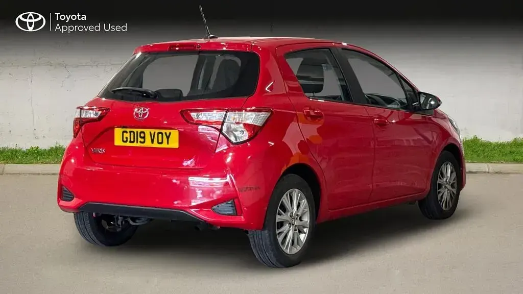 Used Toyota Yaris 2019 Red Hatchback