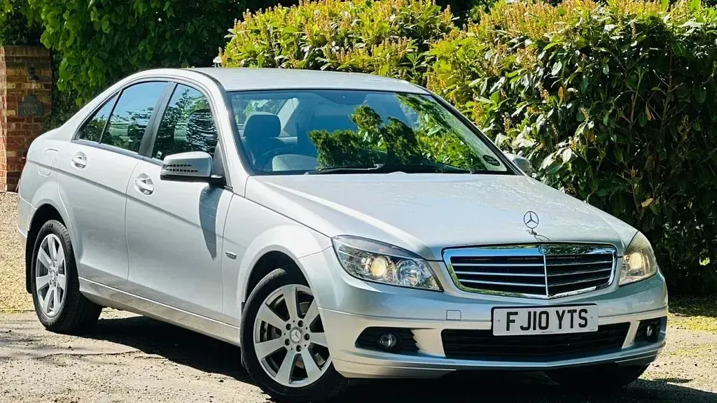 Used Mercedes C220 SE 2010 Silver Sedan