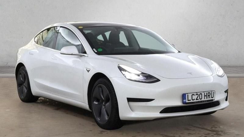 Used Tesla Model 3 Standard Range Plus 177 kW (241 HP) 2020 White Sedan