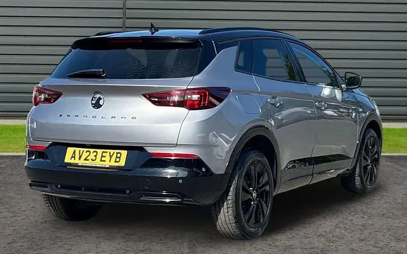 Used Vauxhall Grandland X 131 HP (96 kW) 2023 Grey SUV