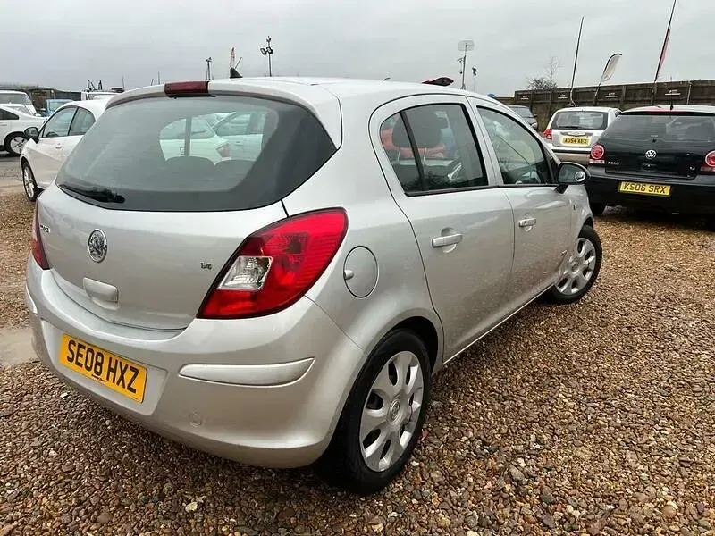 Used Vauxhall Corsa Club 89 HP (65 kW) 2008 Silver Hatchback