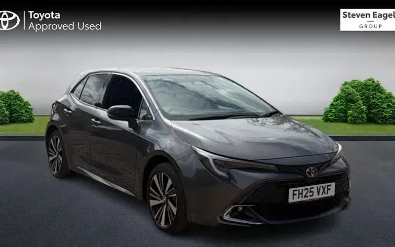 Używany Toyota Corolla Design 140 KM (102 kW) 2026 Hatchback