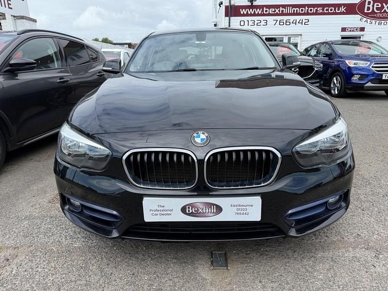 Used BMW 118 Sport Line 2019 Black Hatchback
