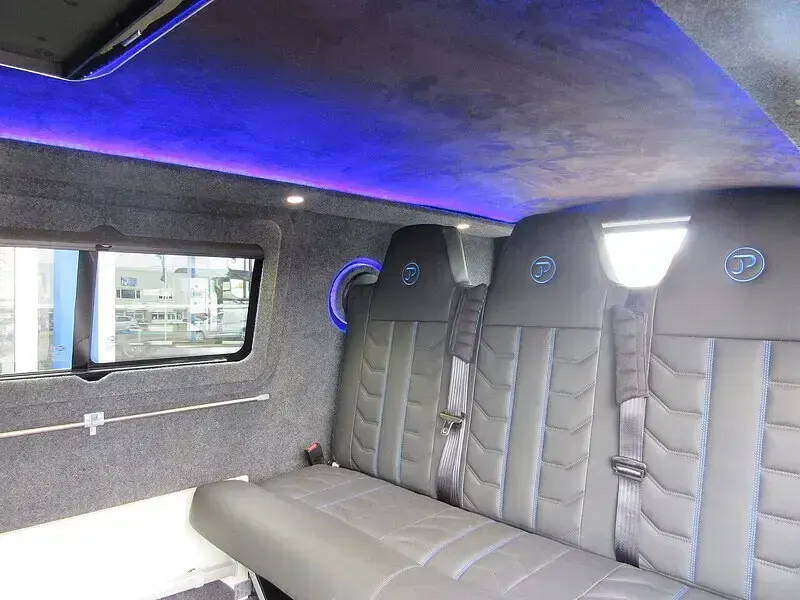 Used VW Transporter Highline 150 HP (110 kW) 2022 Grey Van