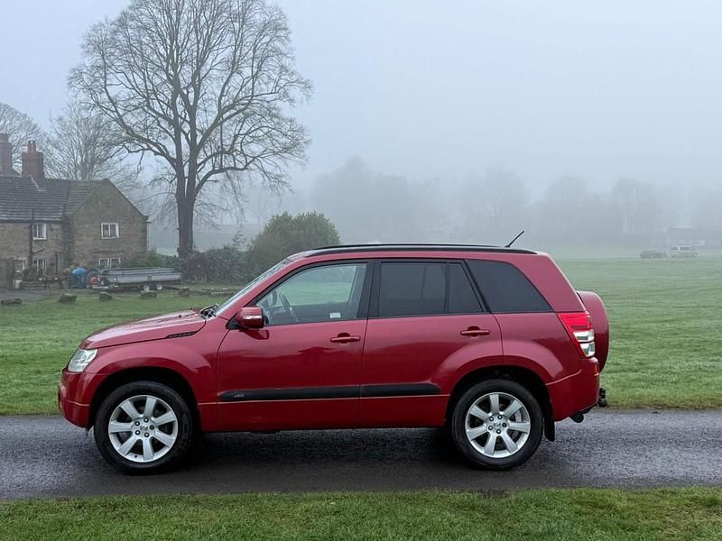 Used Suzuki Grand Vitara SZ5 2009 Red Estate