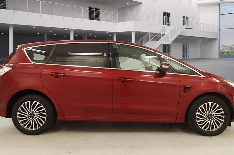 Ruby red Used 2019 Ford S-MAX Titanium MPV | £12,975 (Super price) - Image 1/1
