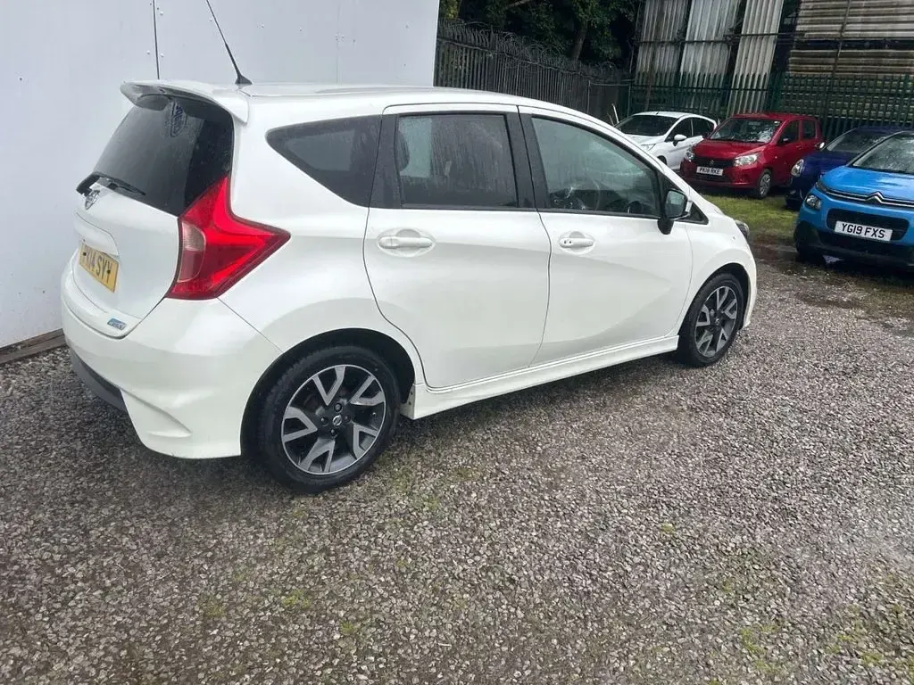 Used Nissan Note S 98 HP (72 kW) 2014 White Hatchback