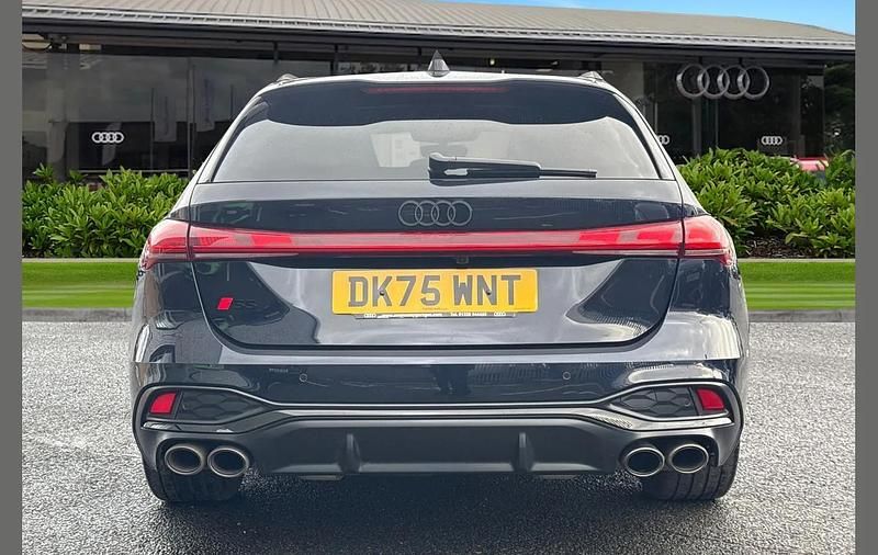 Used Audi S5 Advanced 367 HP (269 kW) 2025 Blue Estate