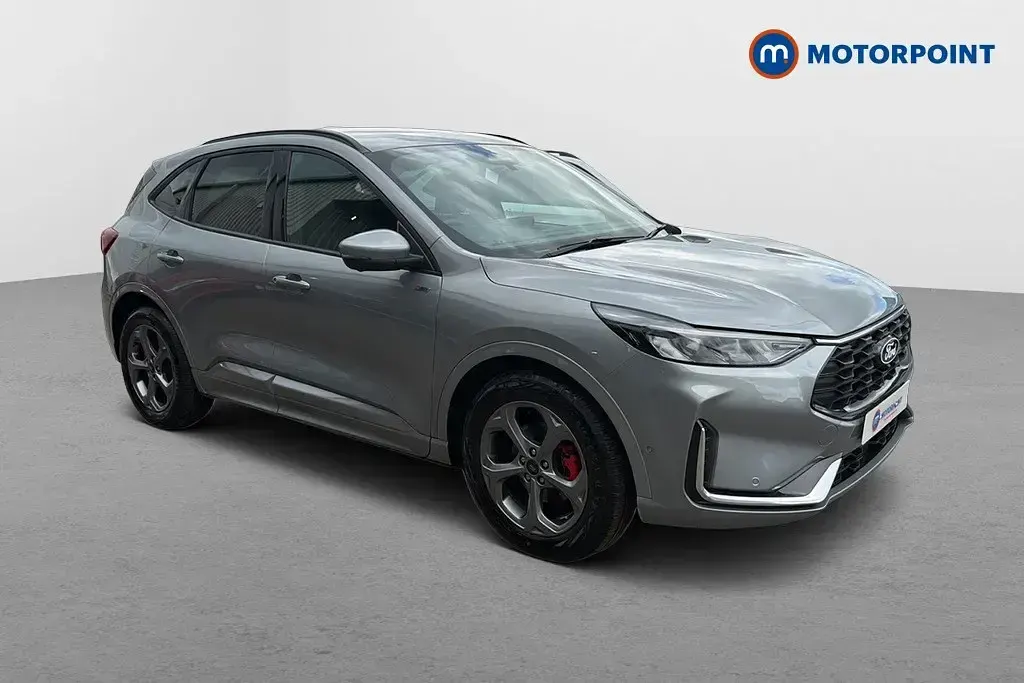 Usado Ford Kuga ST-Line 183 HP (134 kW) 2025 SUV