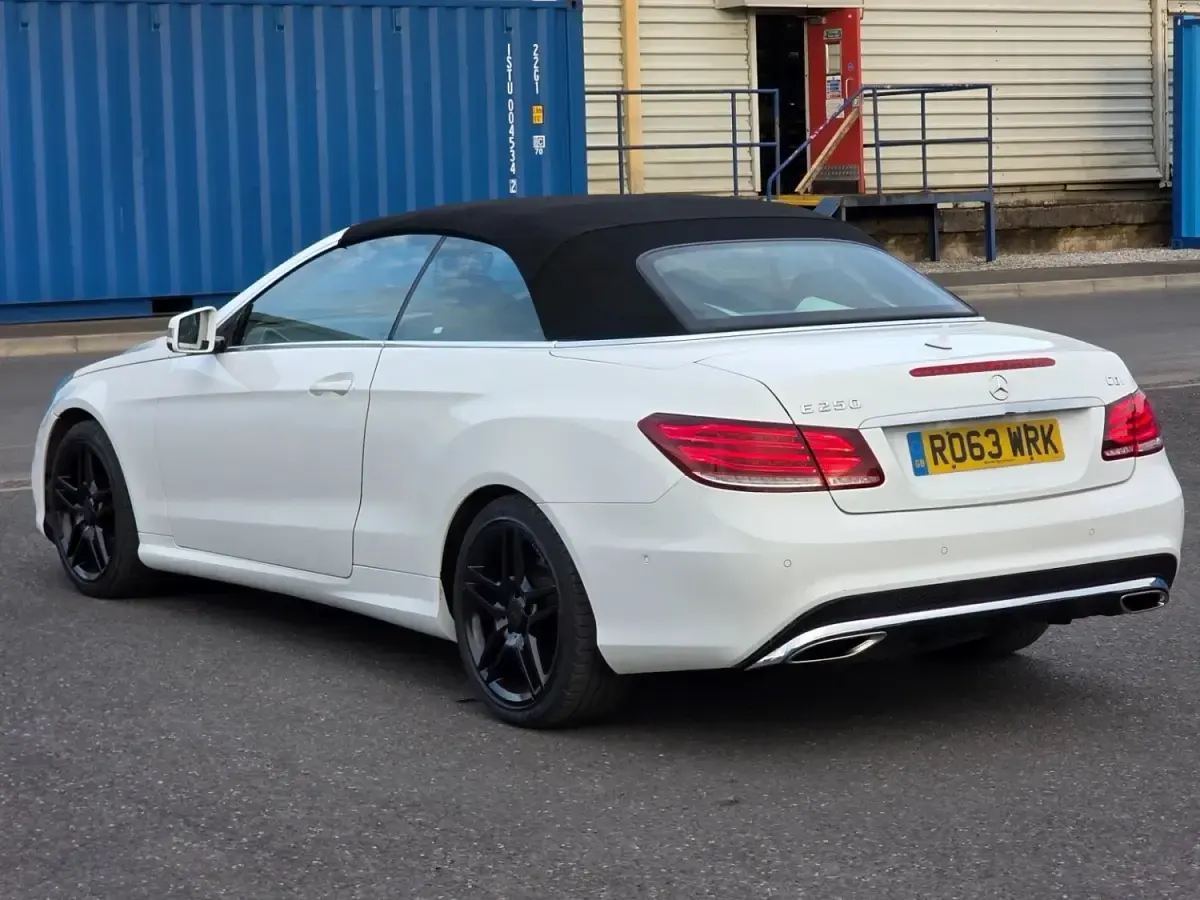 Begagnad Mercedes E250 AMG 2013 Vit Cab
