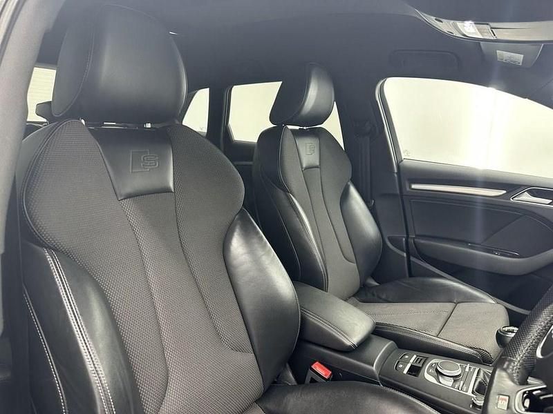 Used Audi A3 Sportback Black Edition 116 HP (85 kW) 2018 White Hatchback