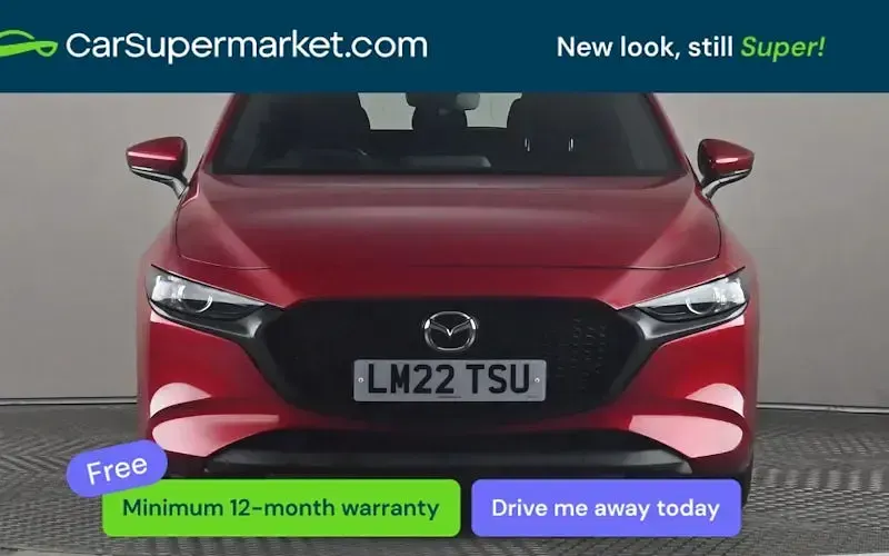Używany Mazda 3 122 KM (89 kW) 2022 Czerwony Hatchback