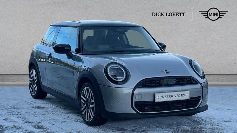 Silver Used 2024 Mini Cooper Hatch Hatchback | £21,888 (Good price) - Image 1/4