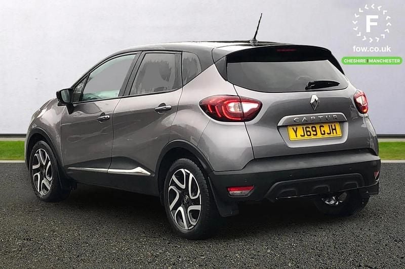 Used Renault Captur Iconic 90 HP (66 kW) 2019 Grey/black SUV