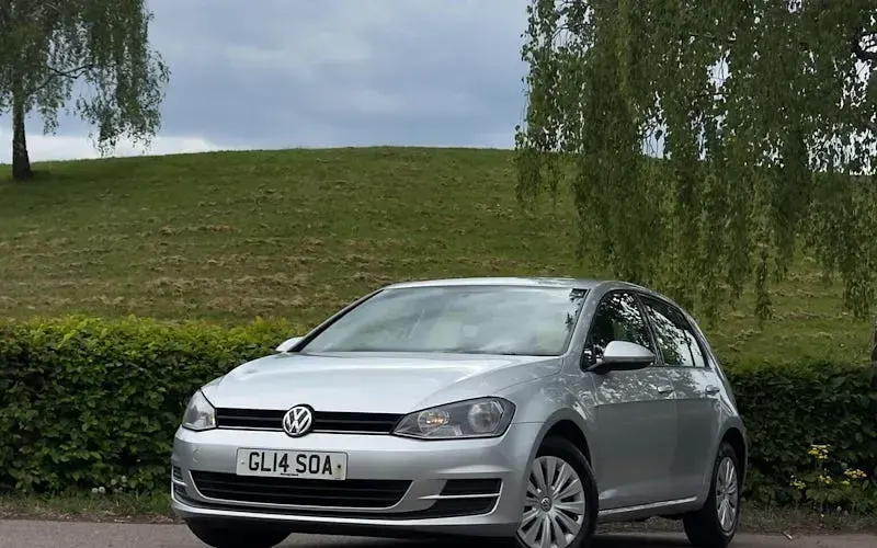 Second-hand VW Golf VII S 122 CP (89 kW) 2015 Hatchback