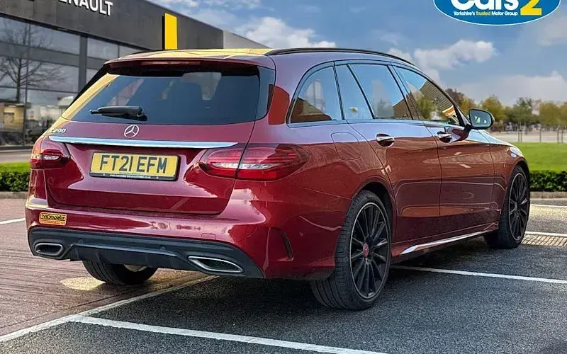 Used Mercedes C200 AMG line 184 HP (135 kW) 2020 Red Estate