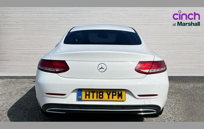 Used Mercedes C250 Premium Plus 200 HP (147 kW) 2018 White Coupe