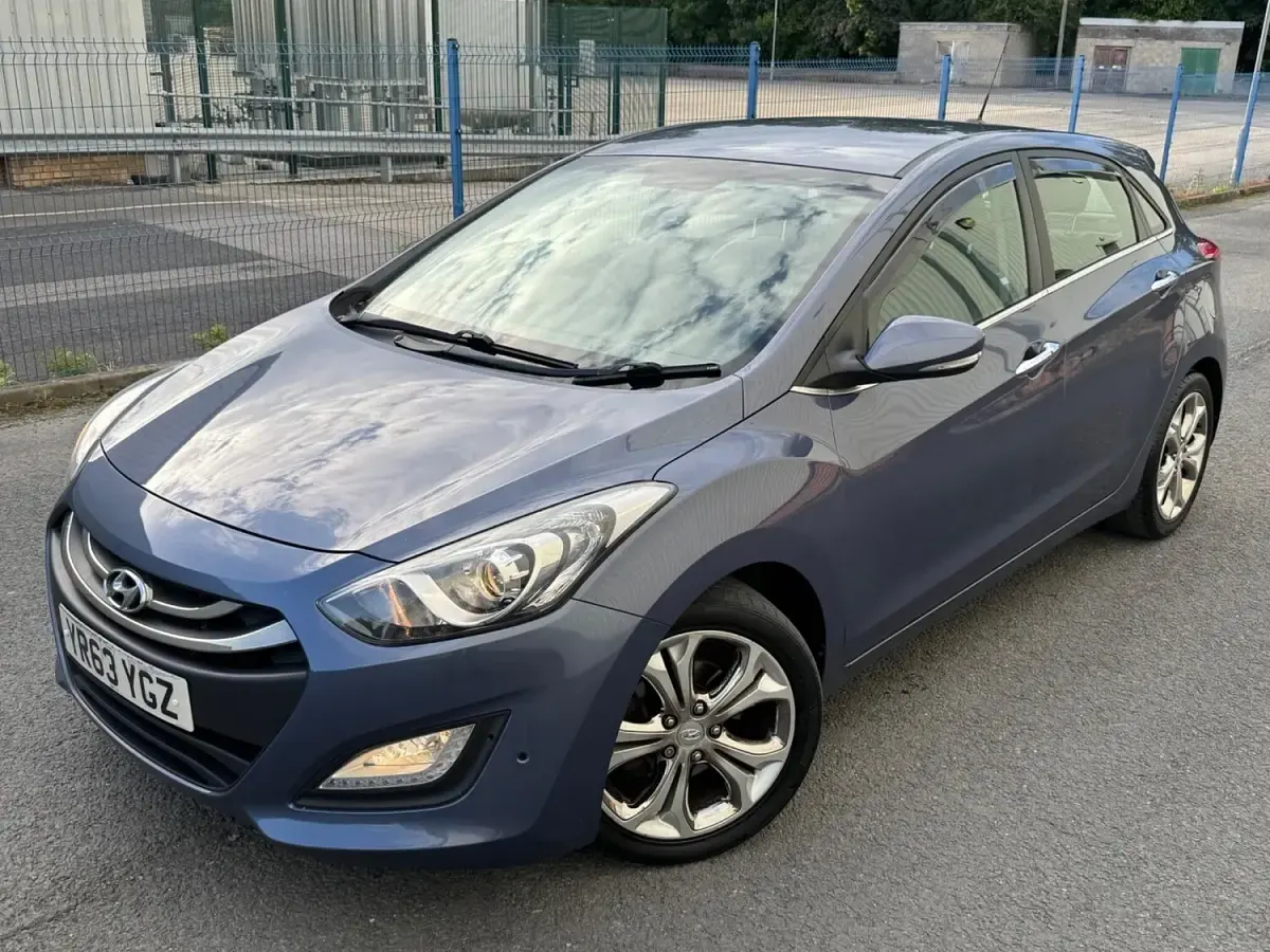 Used Hyundai i30 Premium 2013 Blue Hatchback