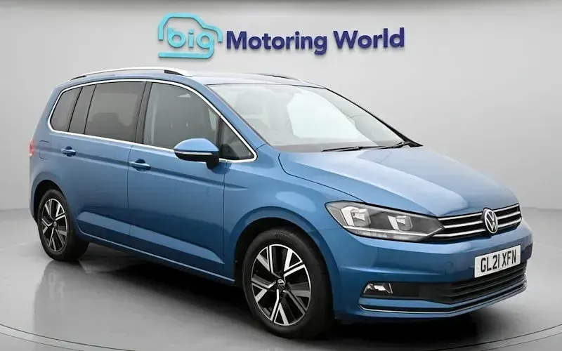 Używany VW Touran SEL 150 KM (110 kW) 2025 Minivan