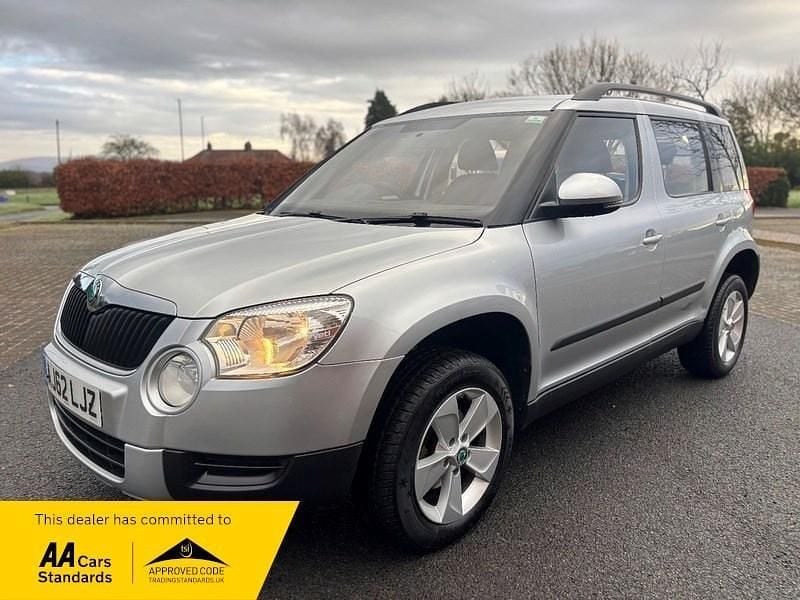 Silver Used 2013 Skoda Yeti SUV | £4,995 (Fair price) - Image 1/4