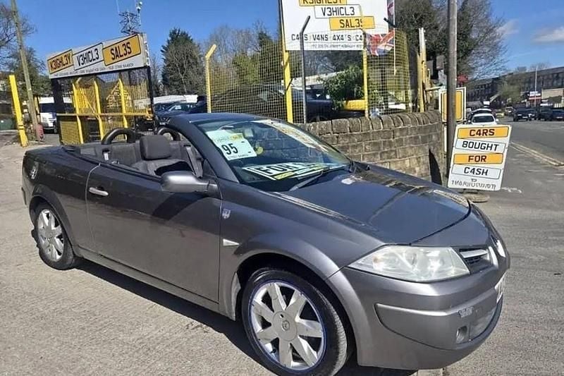 Used Renault Mégane III Dynamique 106 HP (77 kW) 2009 Cabriolet