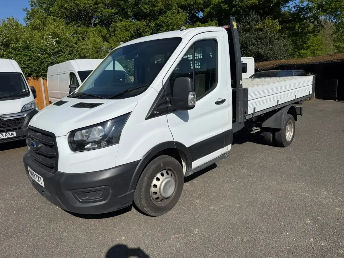Second-hand Ford Transit 130 CP (95 kW) 2019 Alb Cabrio