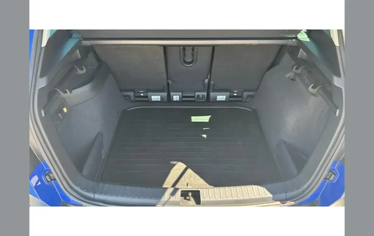 Used Skoda Karoq SE 150 HP (110 kW) 2018 Blue SUV