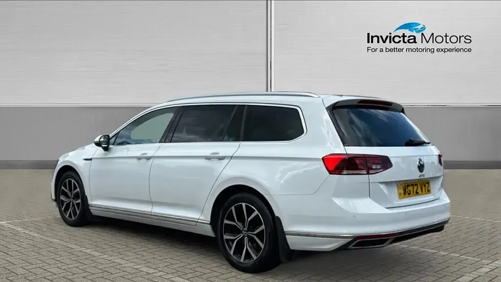 Used VW Passat GTE 2022 White Estate