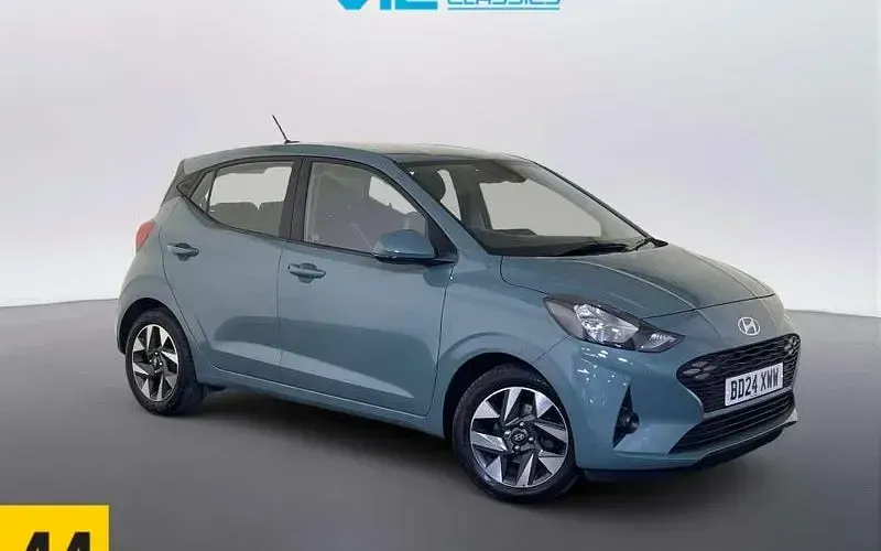 Käytetty Hyundai i10 Advanced 67 HP (49 kW) 2024 Viistoperä