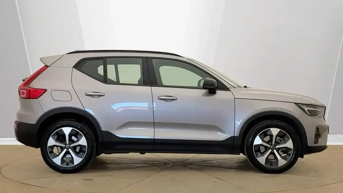 Used Volvo XC40 Plus 194 HP (142 kW) 2026 SUV