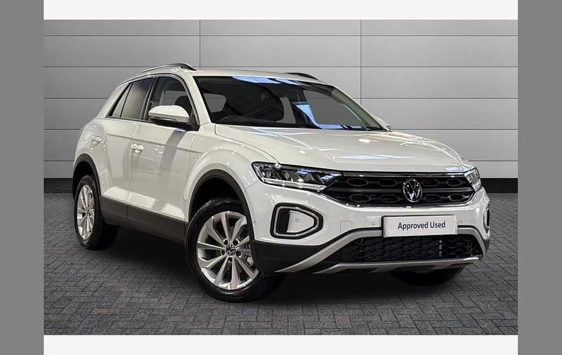 Used VW T-Roc Match 150 HP (110 kW) 2025 Pure white SUV