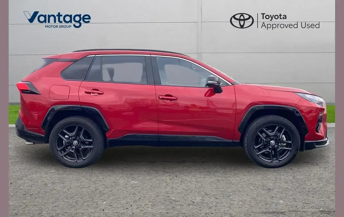 Used Toyota RAV4 Hybrid Sport 301 HP (221 kW) 2025 Red SUV