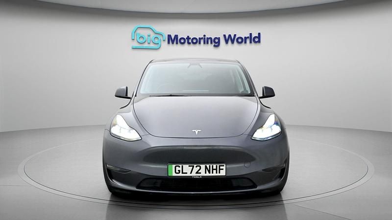 Begagnad Tesla Model Y Performance 392 kW (534 HK) 2022 Grå SUV
