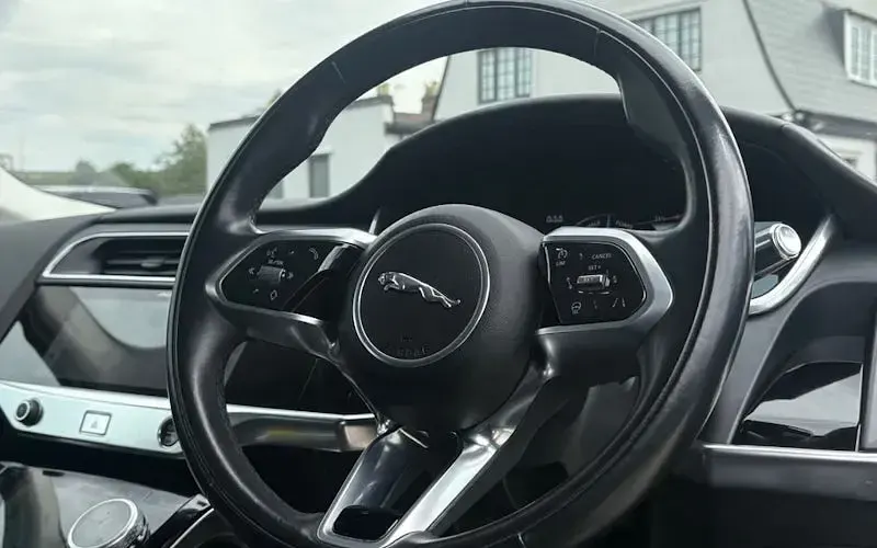 Used Jaguar I-Pace 294 kW (400 HP) 2021 Red SUV