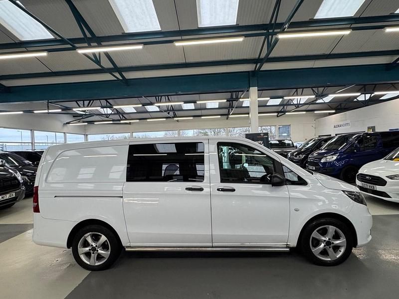 Begagnad Mercedes Vito 2019 Vit Van