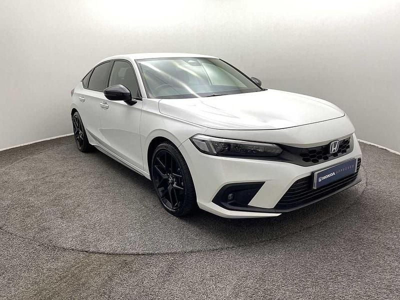 Used Honda Civic Hybrid 184 HP (135 kW) 2022 Platinum white Hatchback