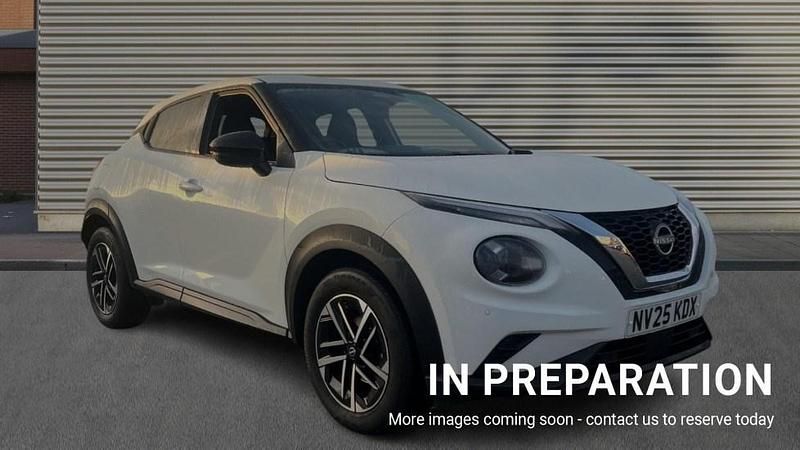 White Used 2025 Nissan Juke N-Connecta SUV | £17,661 (A bit pricey) - Image 1/4
