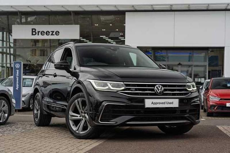 Used 2023 VW Tiguan SUV | £27,490 (Fair price) - Image 1/4
