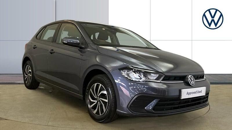 Used 2025 VW Polo Life Hatchback | £18,495 (Good price) - Image 1/3