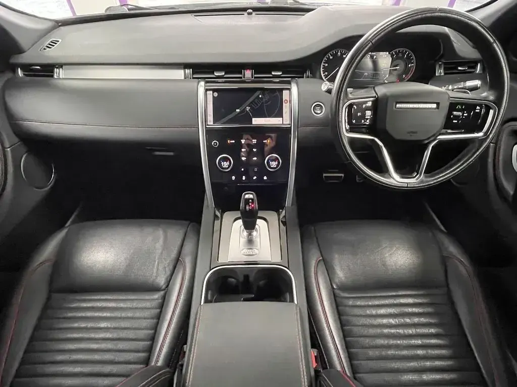 Used Land Rover Discovery Sport R-Dynamic 163 HP (119 kW) 2021 White SUV