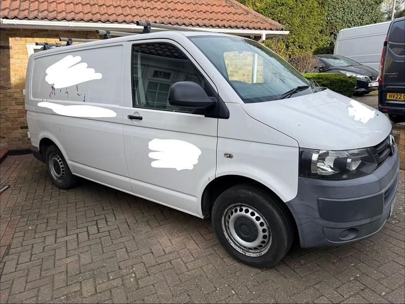 Used VW T5 102 HP (75 kW) 2012 White Van
