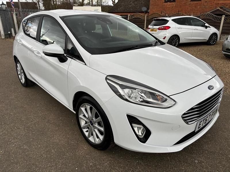 White Used 2018 Ford Fiesta Titanium Hatchback | £8,995 (Fair price) - Image 1/4