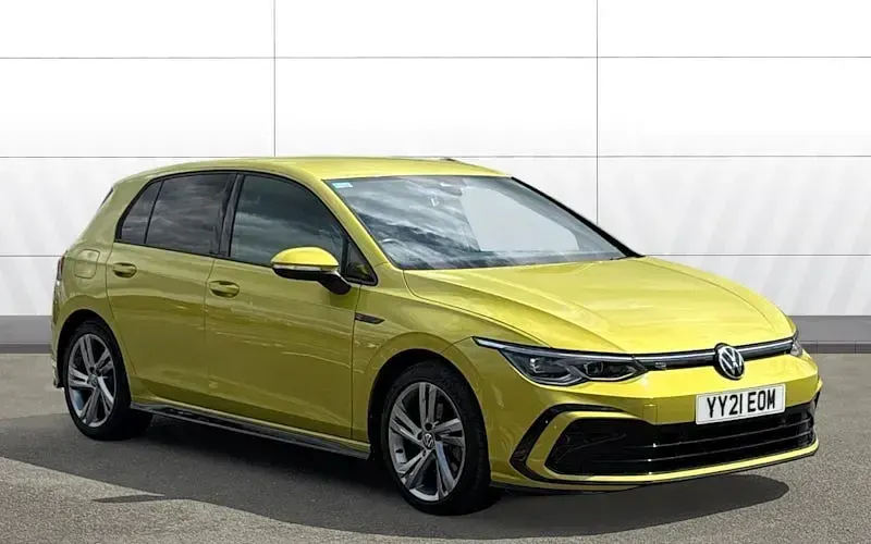 Used VW Golf VII R-line 150 HP (110 kW) 2021 Hatchback