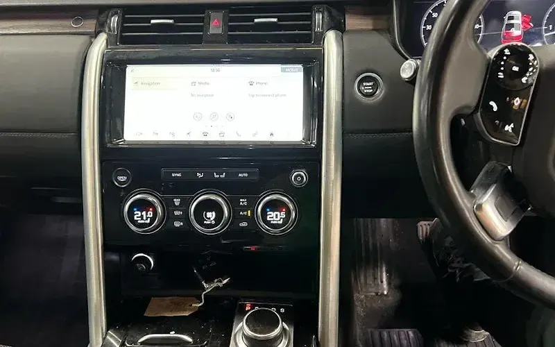 Used Land Rover Discovery HSE 306 HP (225 kW) 2020 Grey SUV