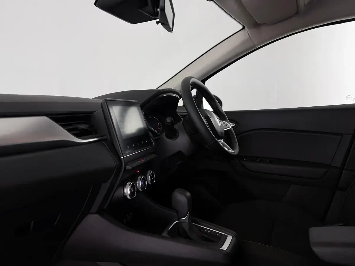 Used Renault Captur Evolution 143 HP (105 kW) 2024 Grey SUV
