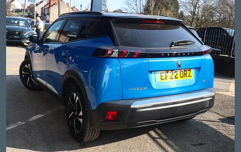 Used Peugeot e-2008 GTi 100 kW (136 HP) 2022 Blue SUV